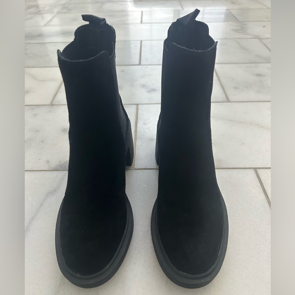 Booties Black Suede US 6.5